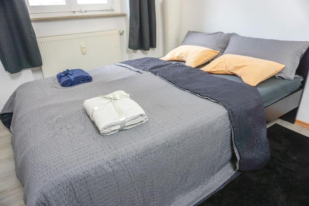 Apartment In Wuppertal - Charmante 3-Zimmer-Oase Mit Kamin Und Badewanne Exterior photo